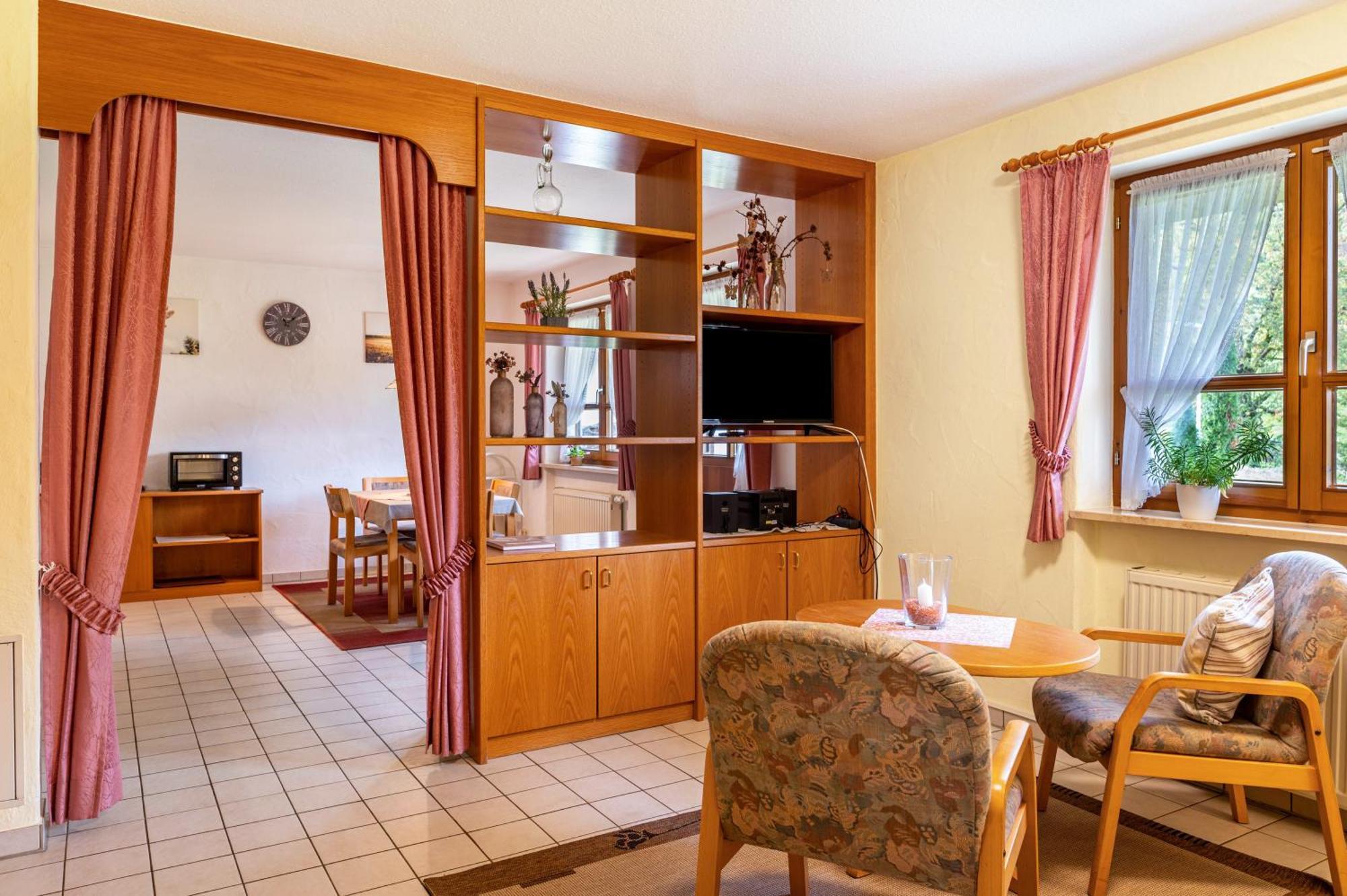 Gasthaus Zur Linde- Napf โอเบอร์รีด ภายนอก รูปภาพ