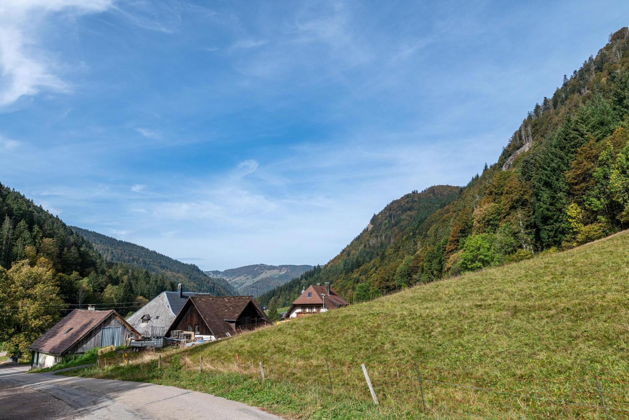 Gasthaus Zur Linde- Napf โอเบอร์รีด ภายนอก รูปภาพ