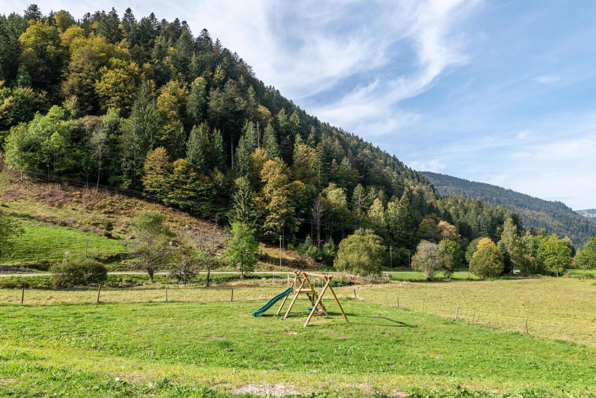 Gasthaus Zur Linde- Napf โอเบอร์รีด ภายนอก รูปภาพ
